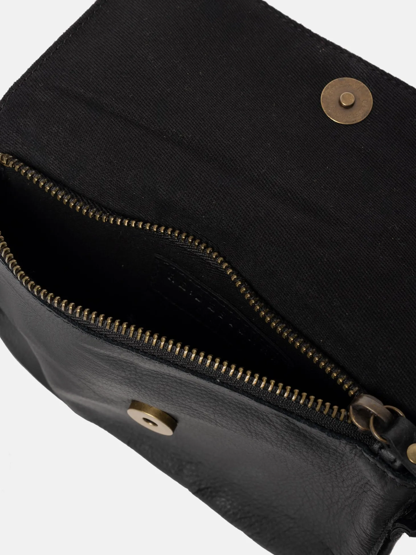 acile_urban__black_4.webp Acile Urban - Black