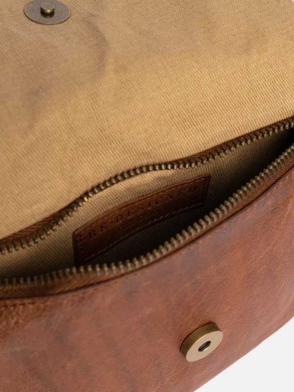 Acile Urban - Walnut