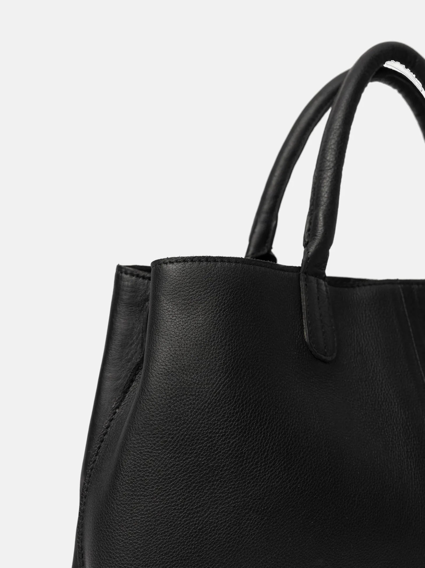 fafali__black_4.webp Fafali - Black