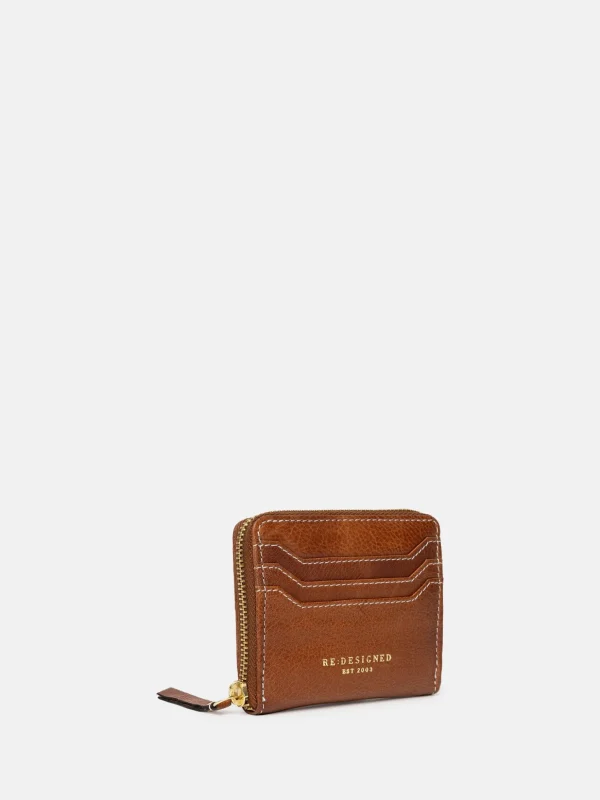 Fauna - Walnut