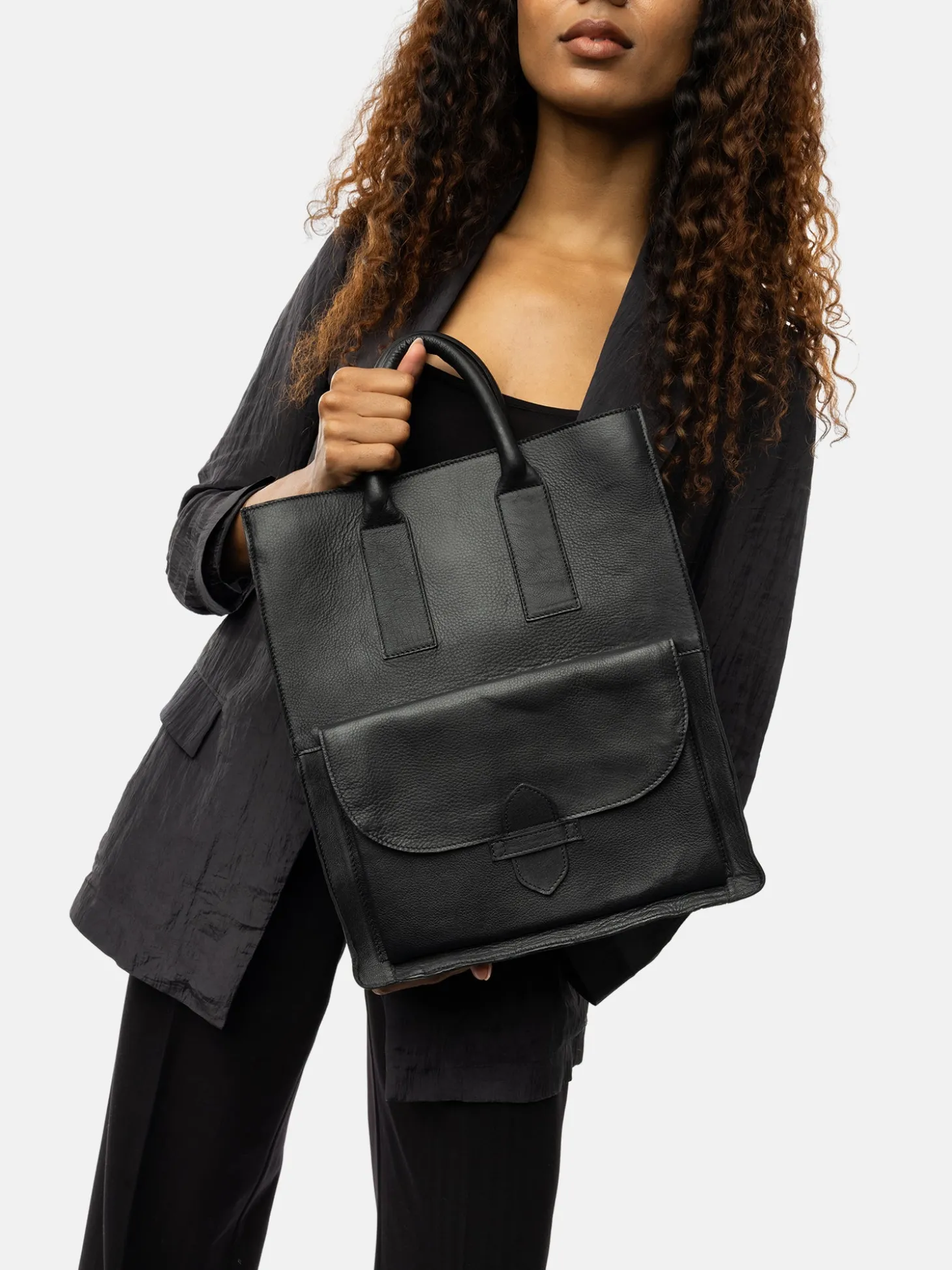 felicia__black_2.webp Felicia - Black