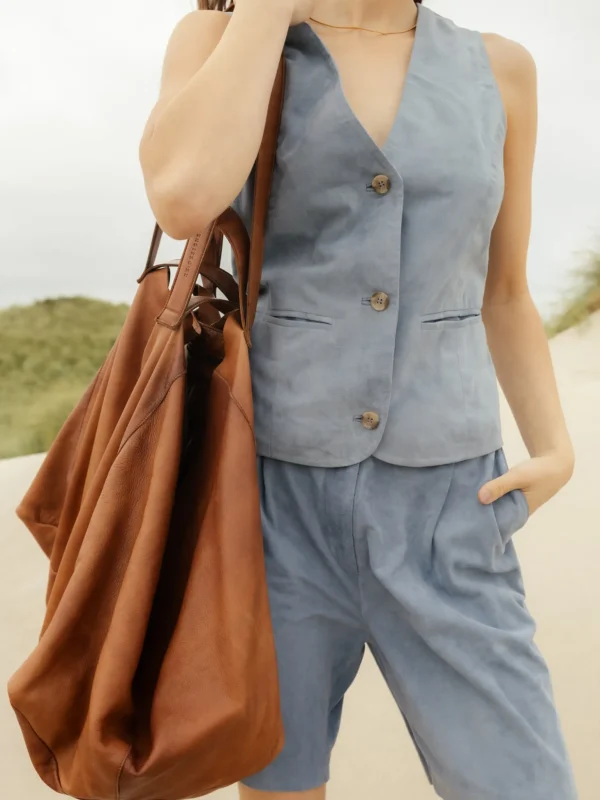 Fie Urban - Walnut