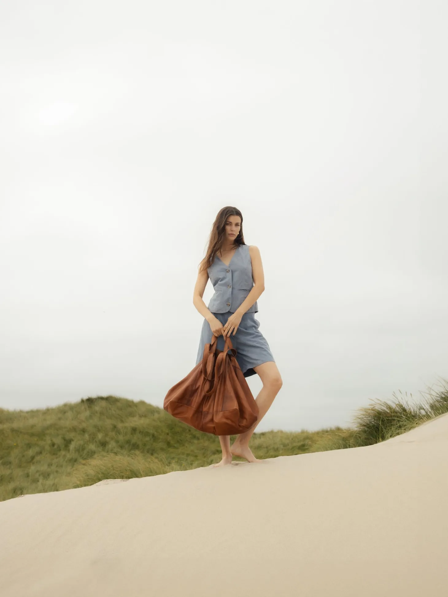 fie_urban__walnut_2.webp Fie Urban - Walnut