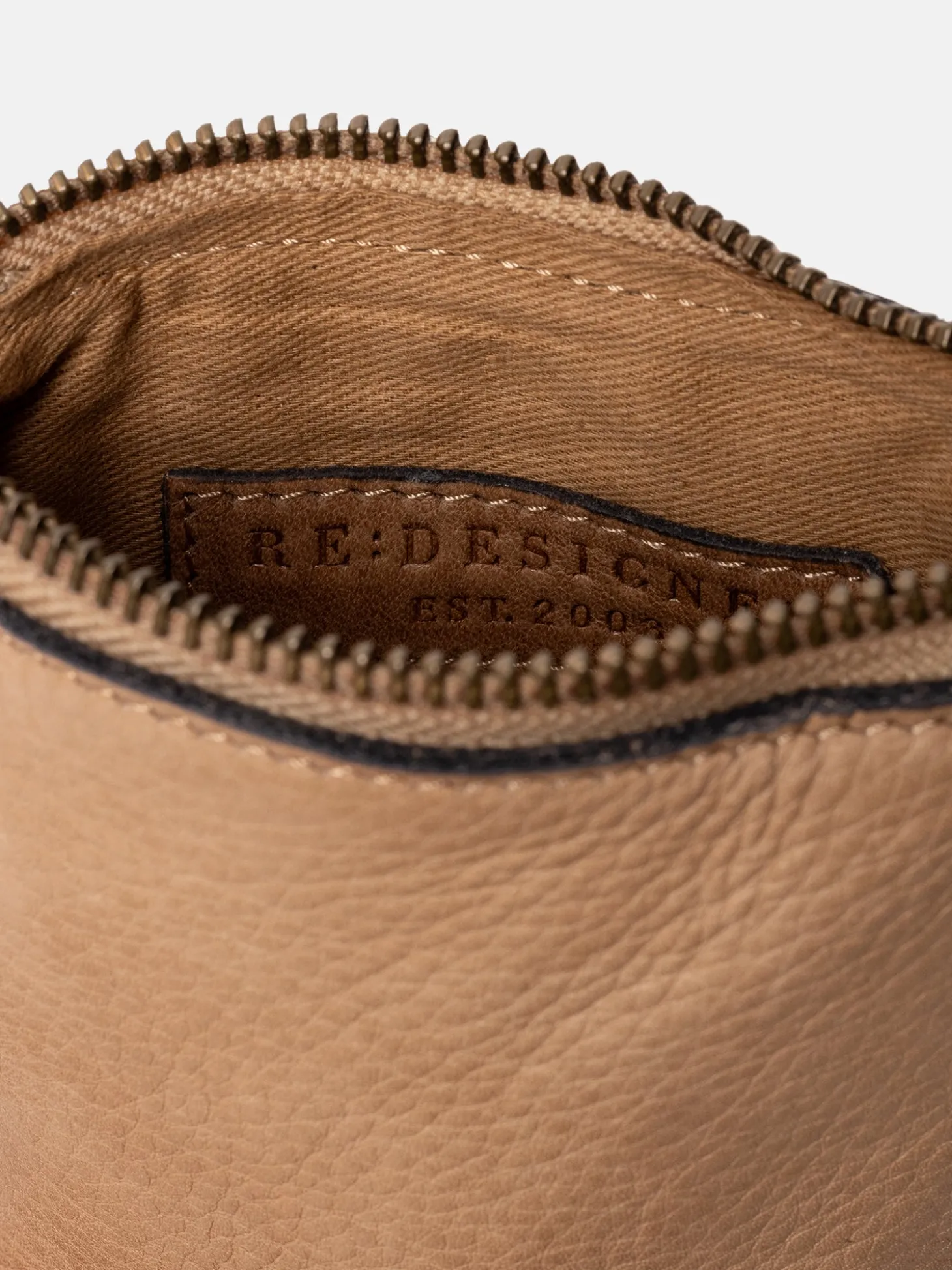 fillis_mini__taupe_4.webp Fillis Mini - Taupe