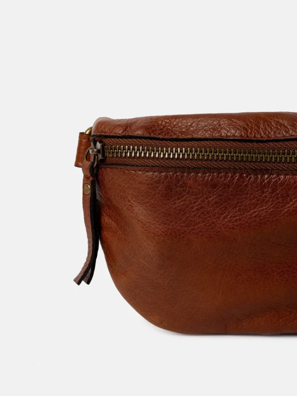 Gisela - Walnut/Brass