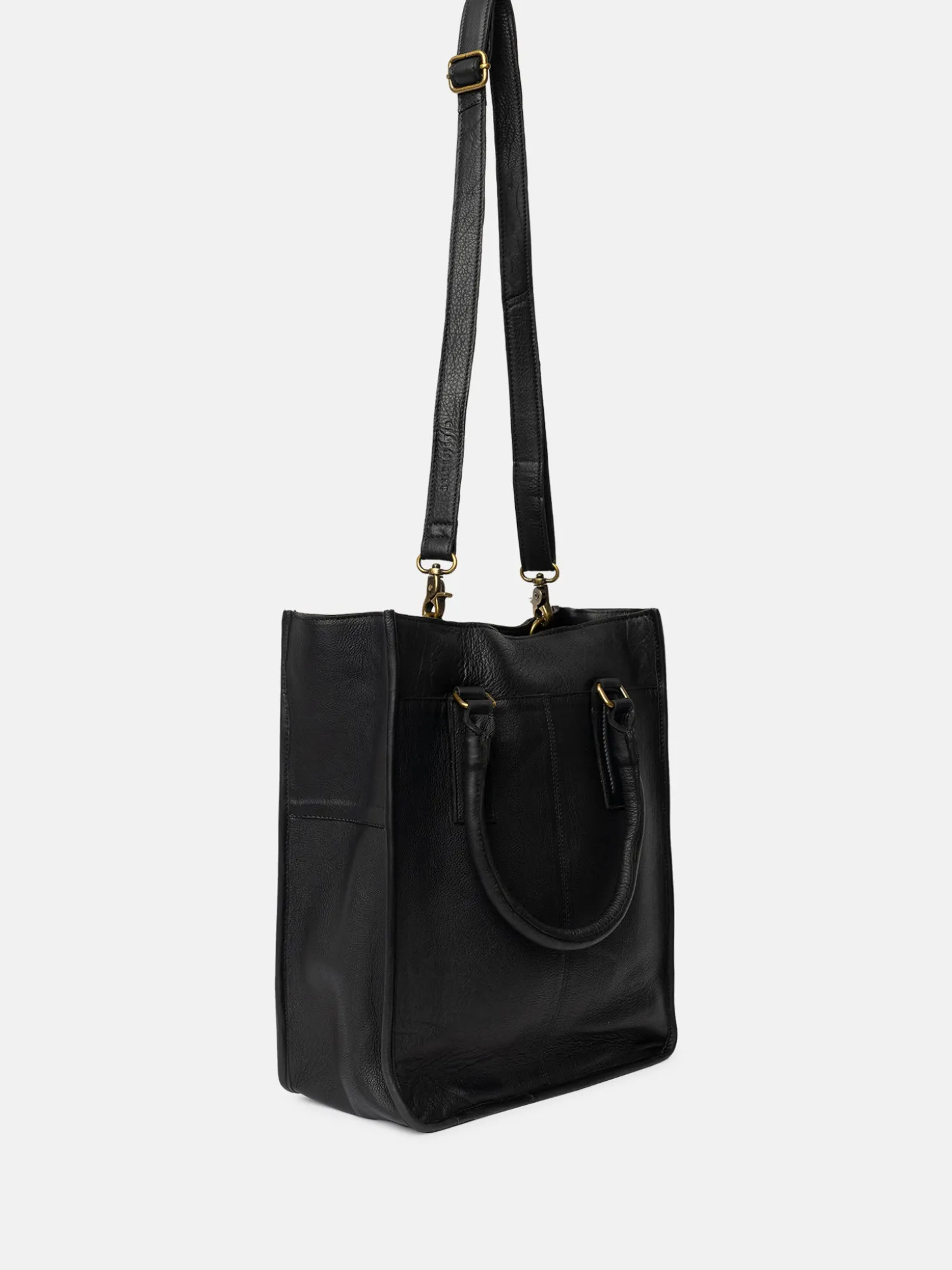 halma__black_6.webp Halma - Black