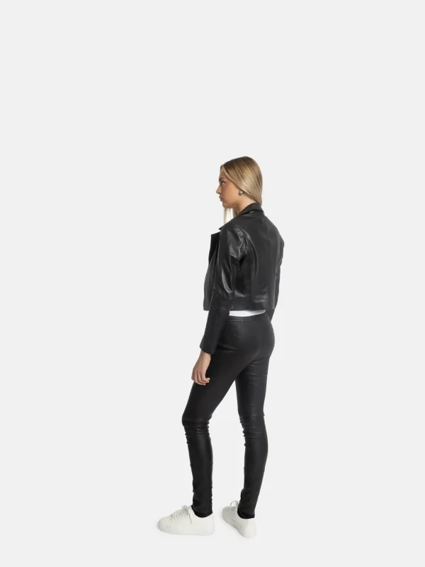 Halston - Black