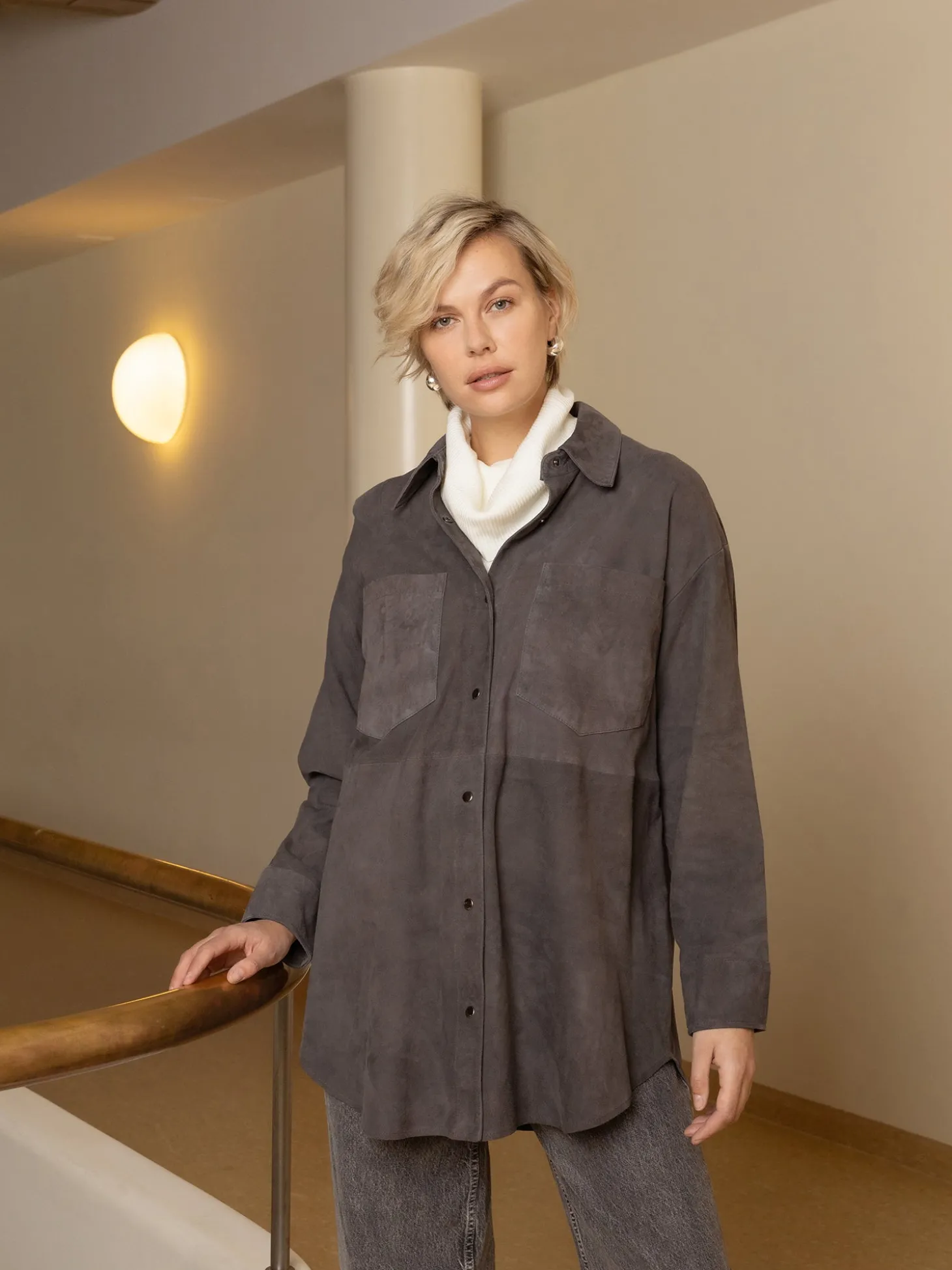 harlow_suede__grey_1.webp Harlow Suede - Grey