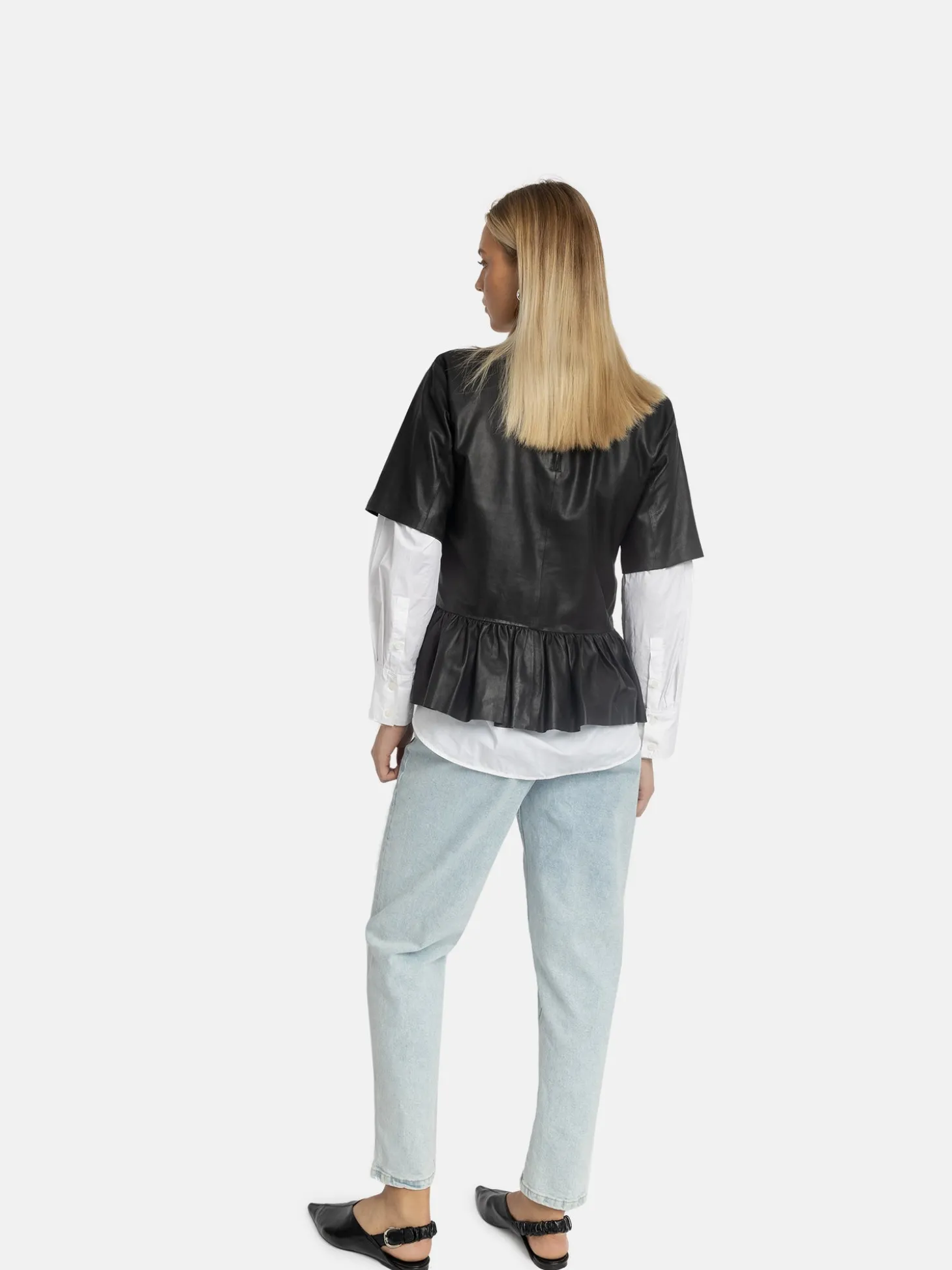 hawa__black_9.webp Hawa - Black