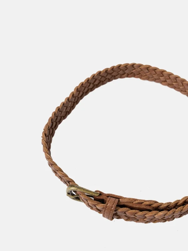 Hazel - Walnut