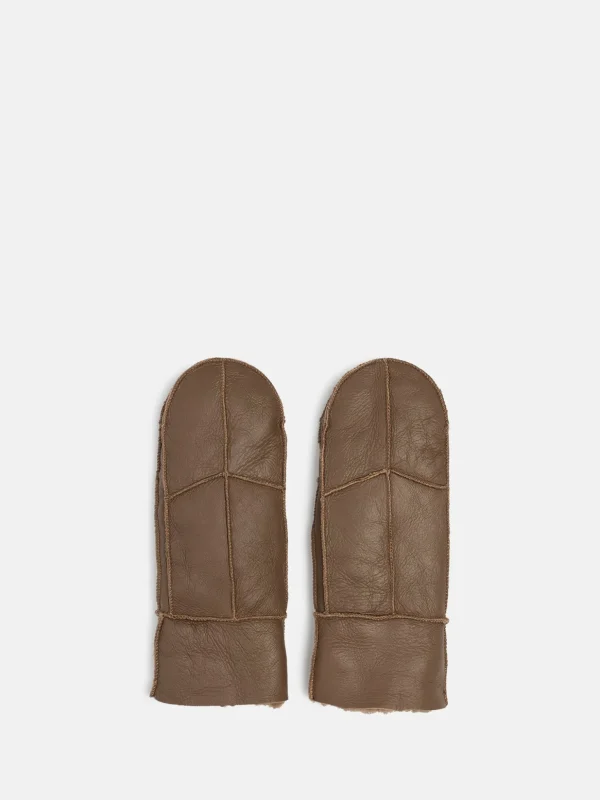 Henny - Brown