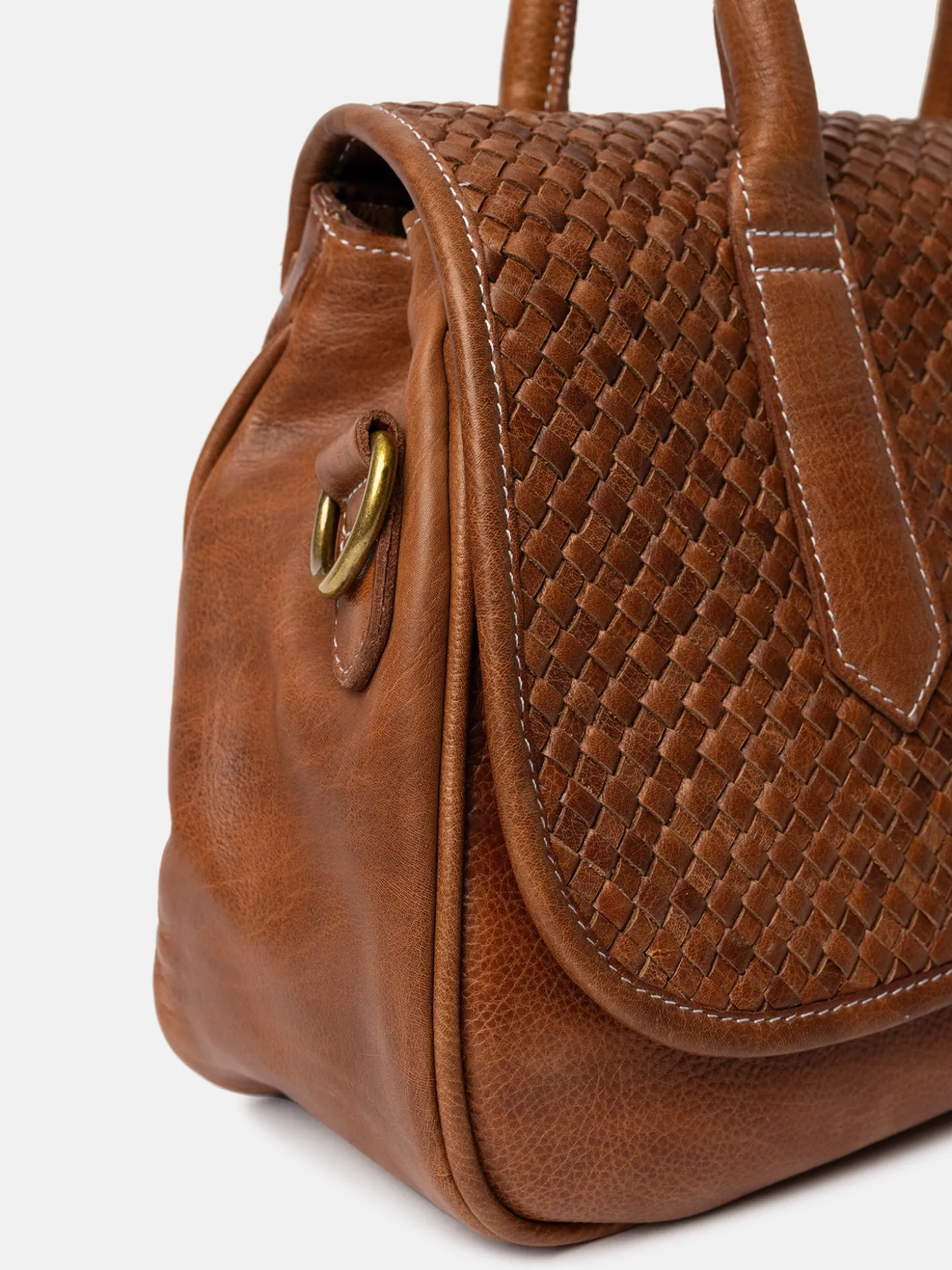 hoku__walnut_5.webp Hoku - Walnut