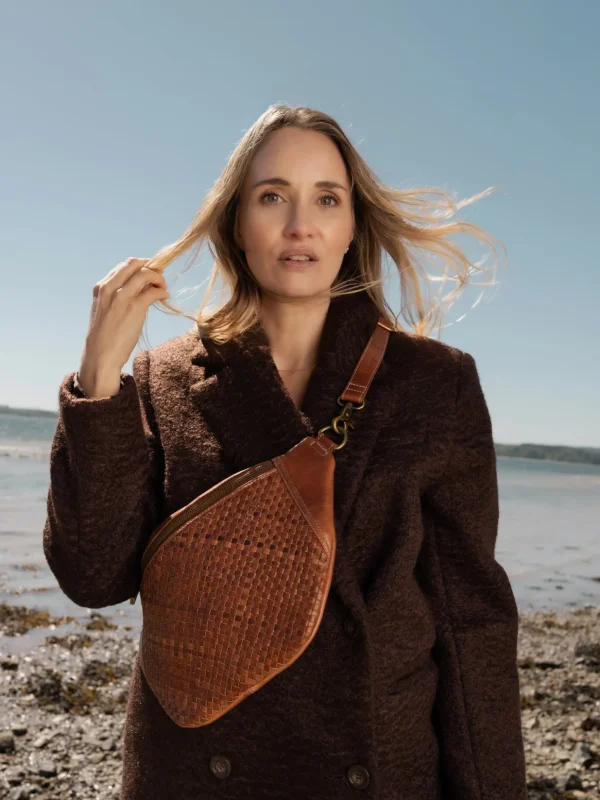 Hoku bumbag - Walnut