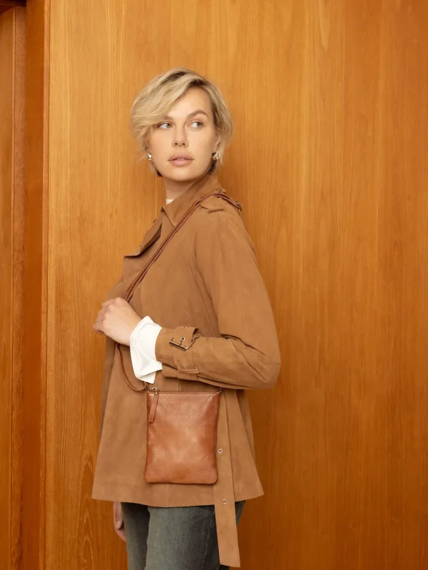 Jane Urban - Walnut