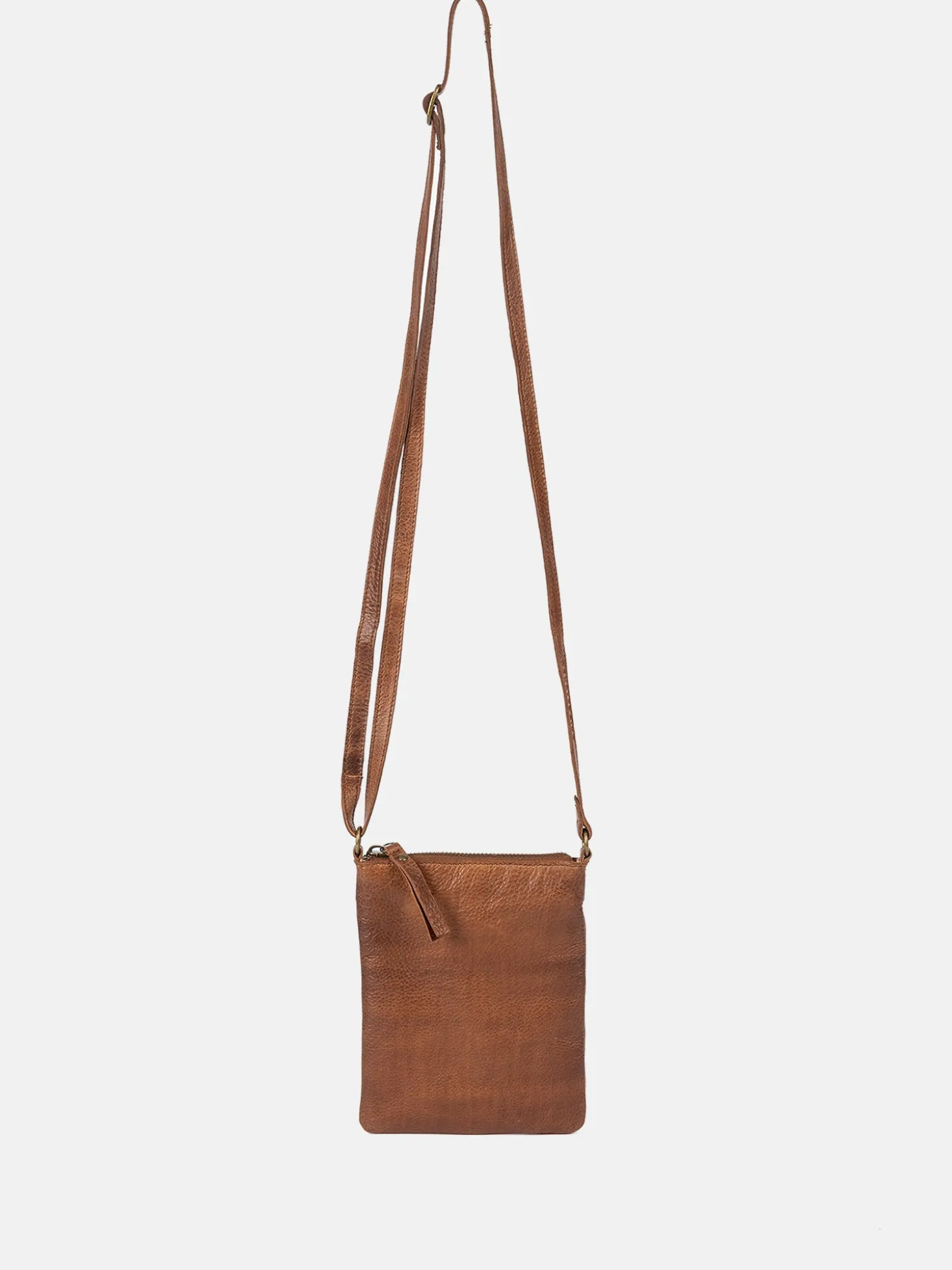 jane_urban__walnut_2.webp Jane Urban - Walnut