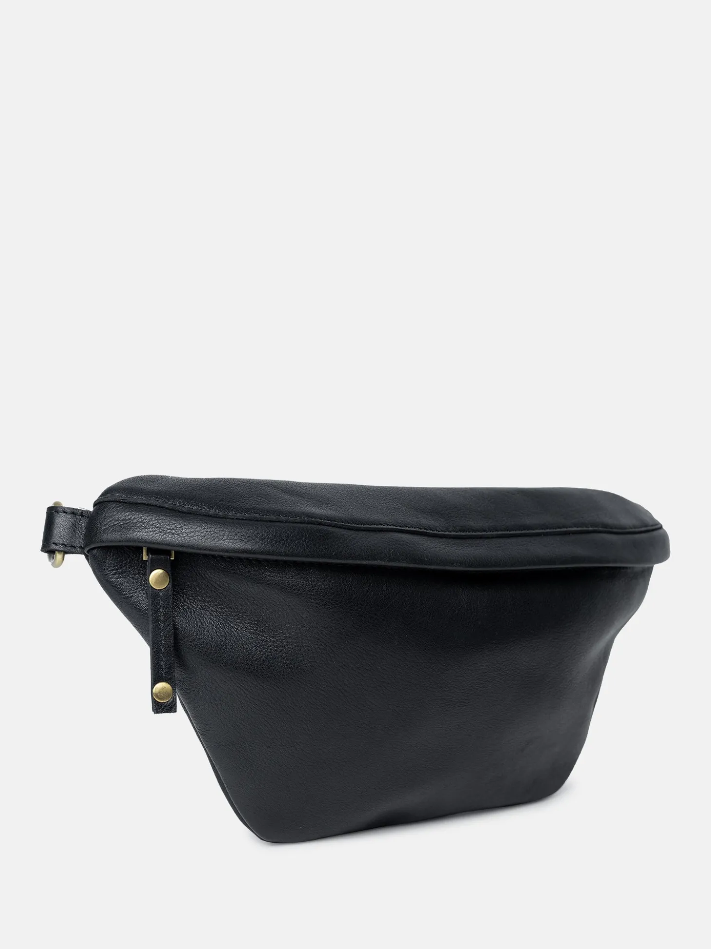 jeane_bumbag__black_3.webp Jeane Bumbag - Black