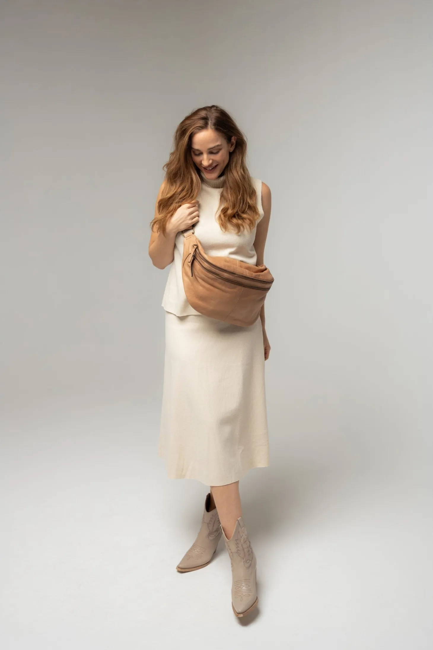jina__taupe_1.webp Jina - Taupe