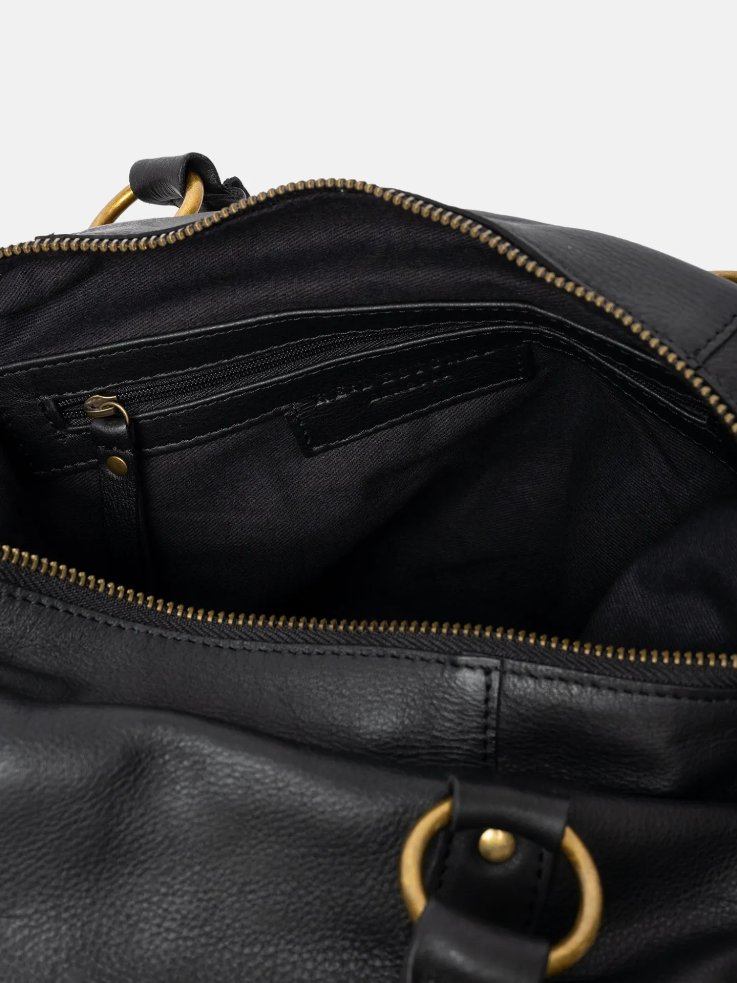 jodi_big__black_6.webp Jodi Big - Black