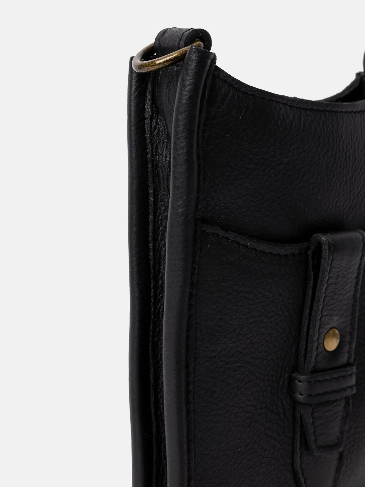 juna_small__black_4.webp Juna Small - Black