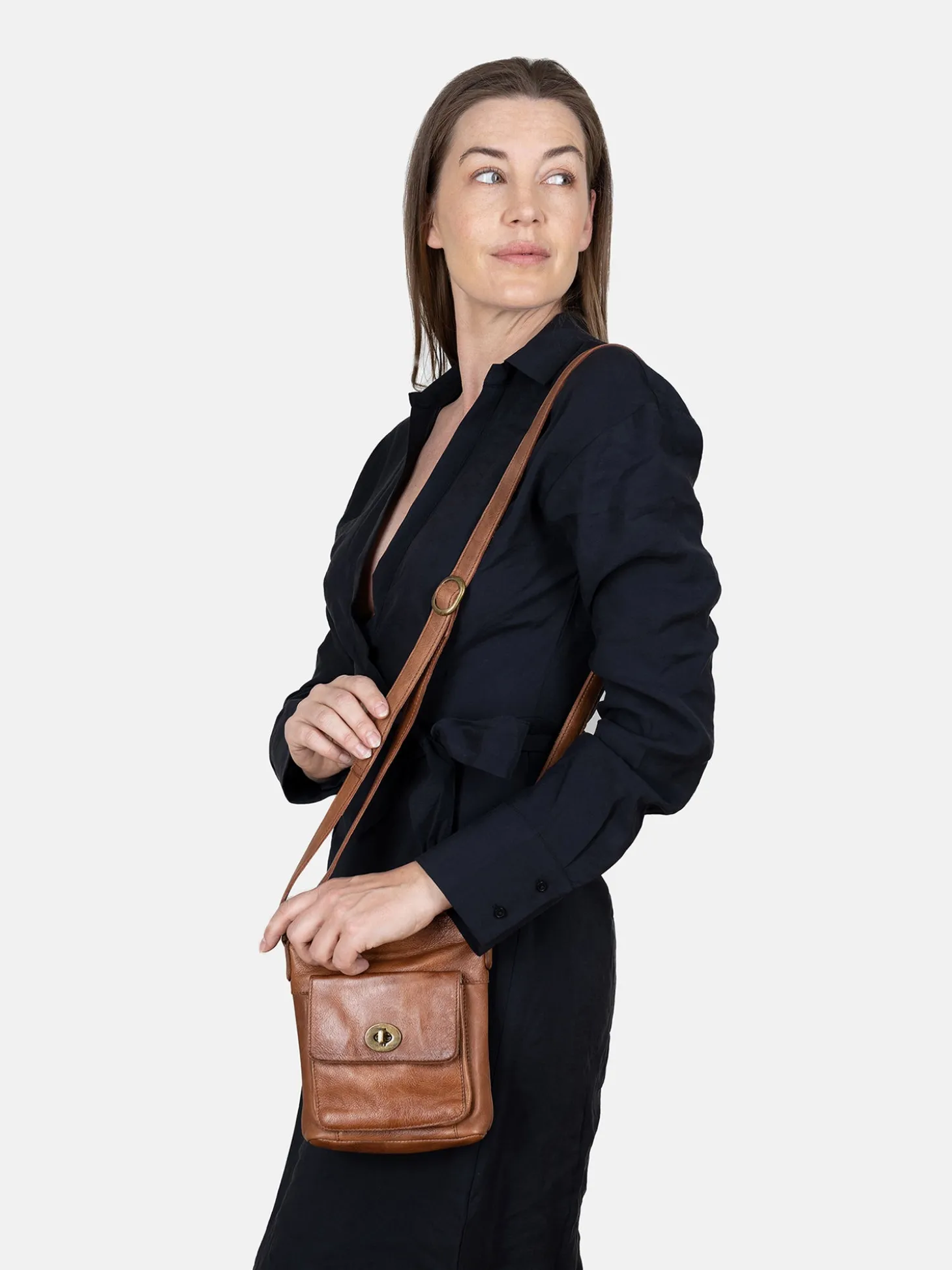 kay_small_urban__walnut_1.webp Kay Small Urban - Walnut