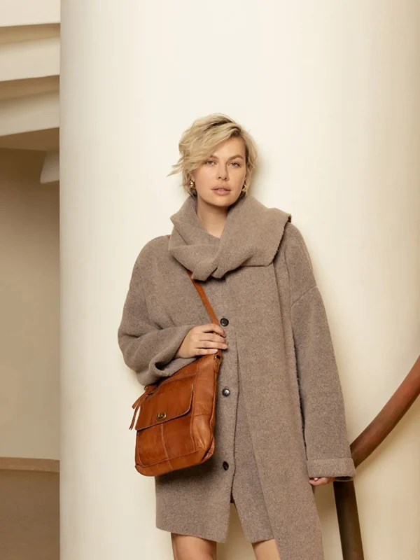 Leknes Urban - Walnut