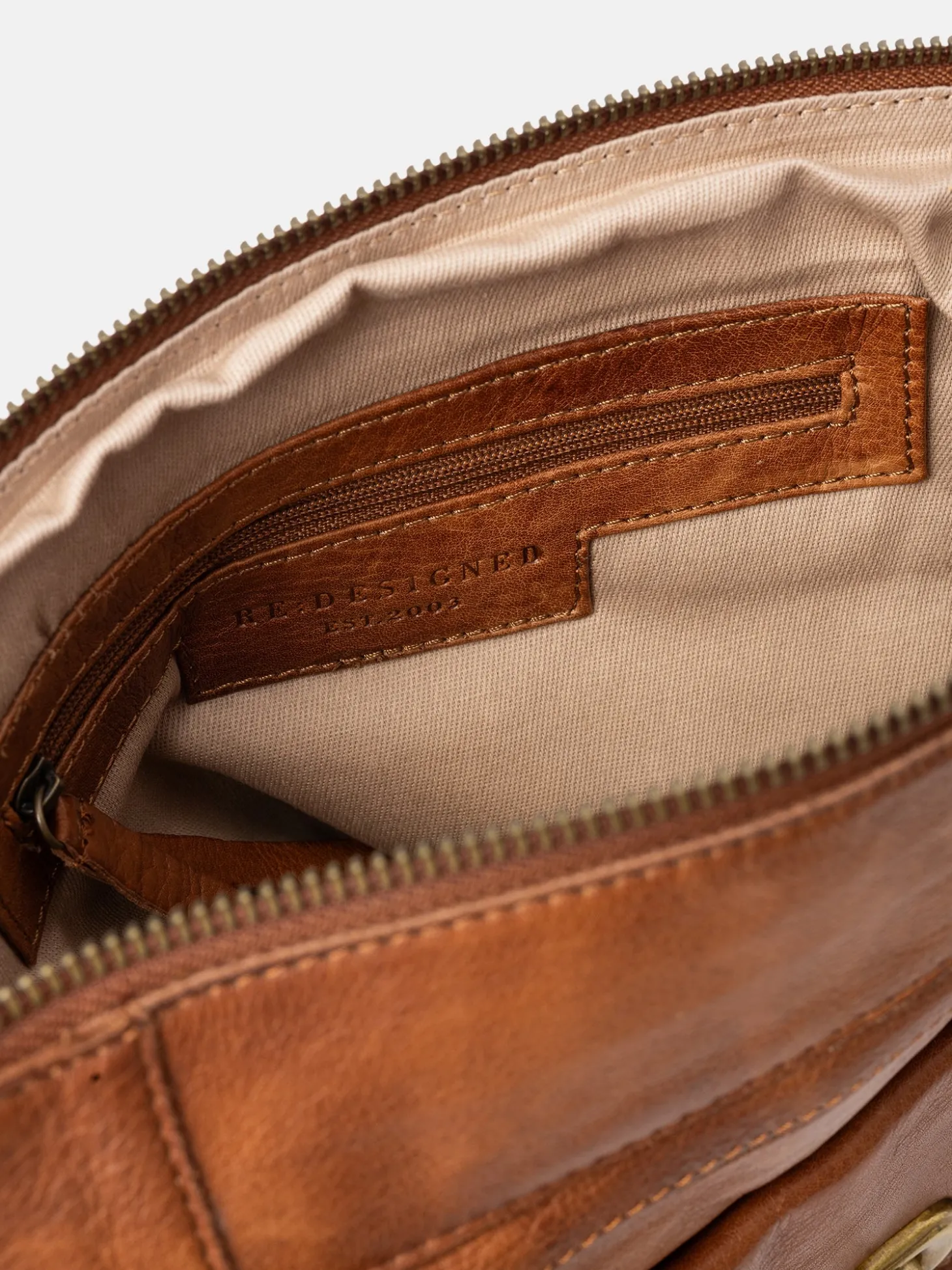 leknes_urban__walnut_10.webp Leknes Urban - Walnut
