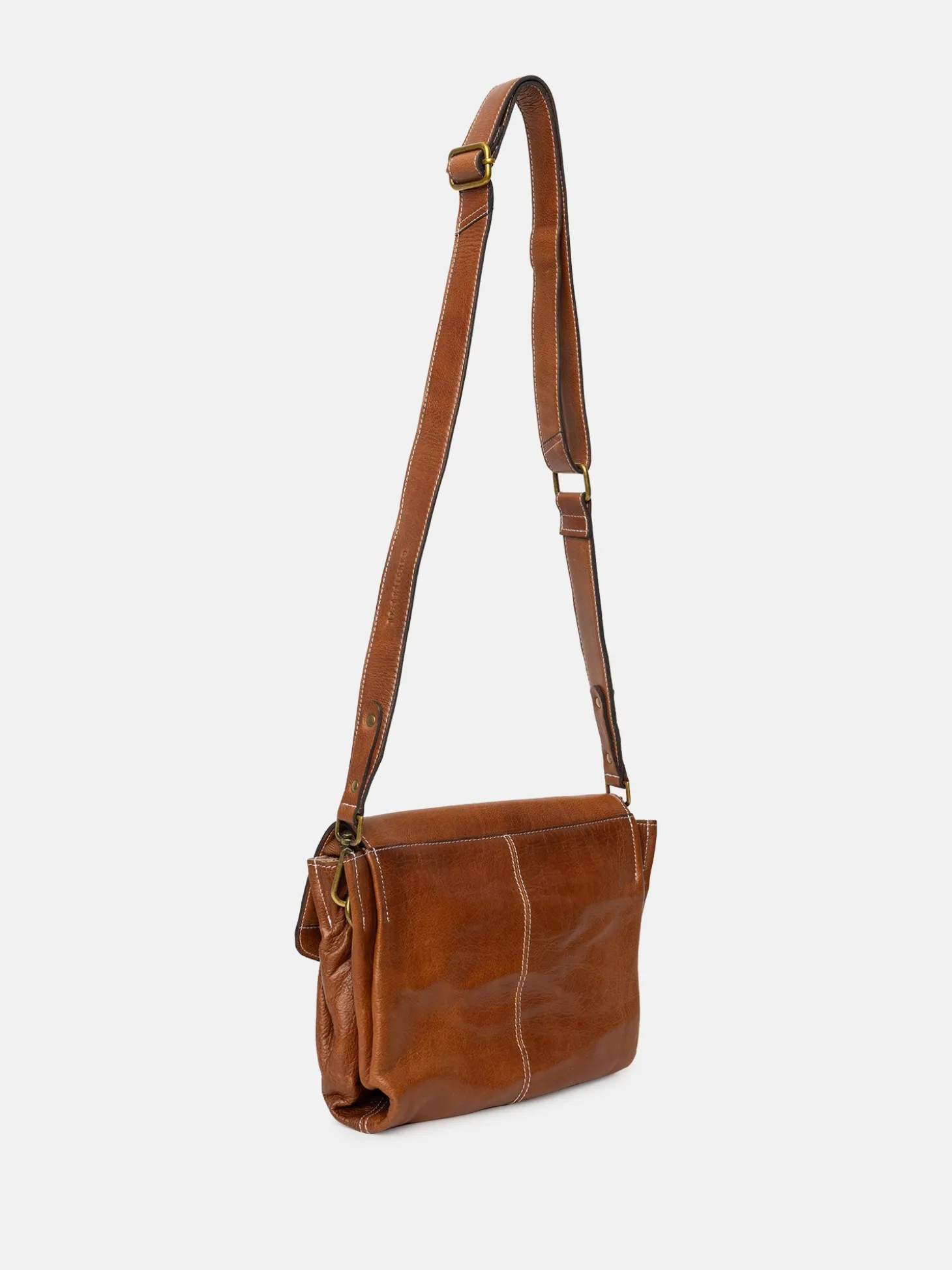liri_big__walnut_6.webp Liri Big - Walnut