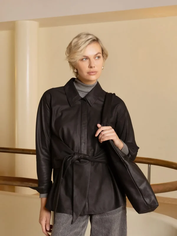 Lyra Urban - Black