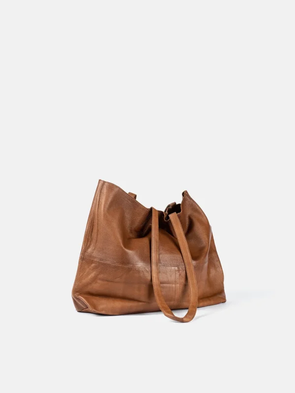 Marlo Urban - Walnut