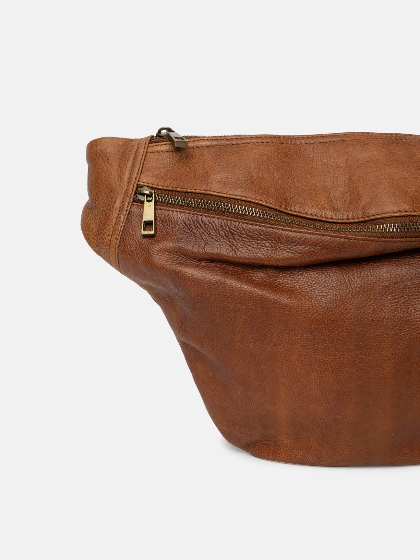 merla_urban__walnut_1.webp Merla Urban - Walnut