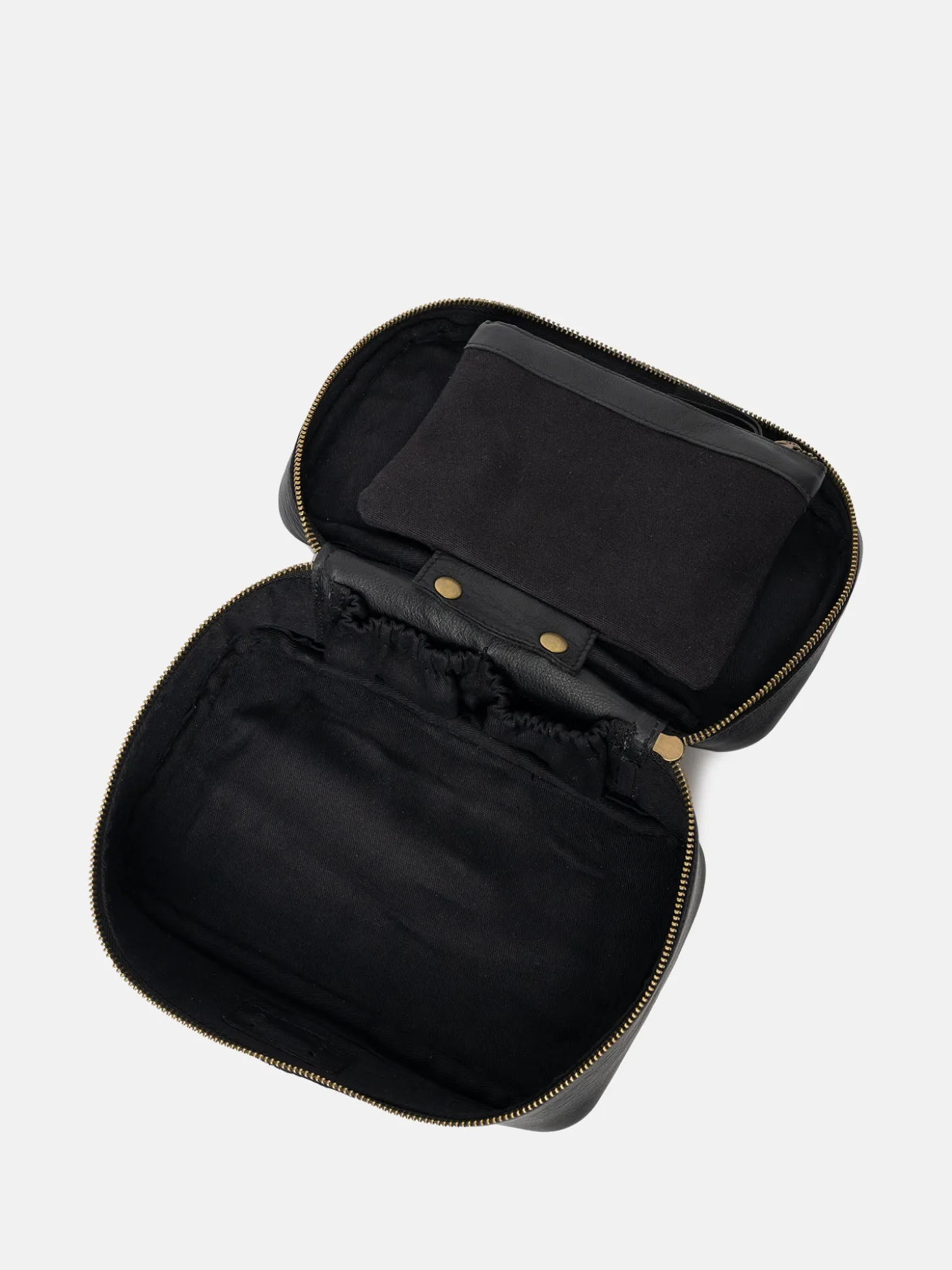 project___black_5-7.webp Project 32 - Black