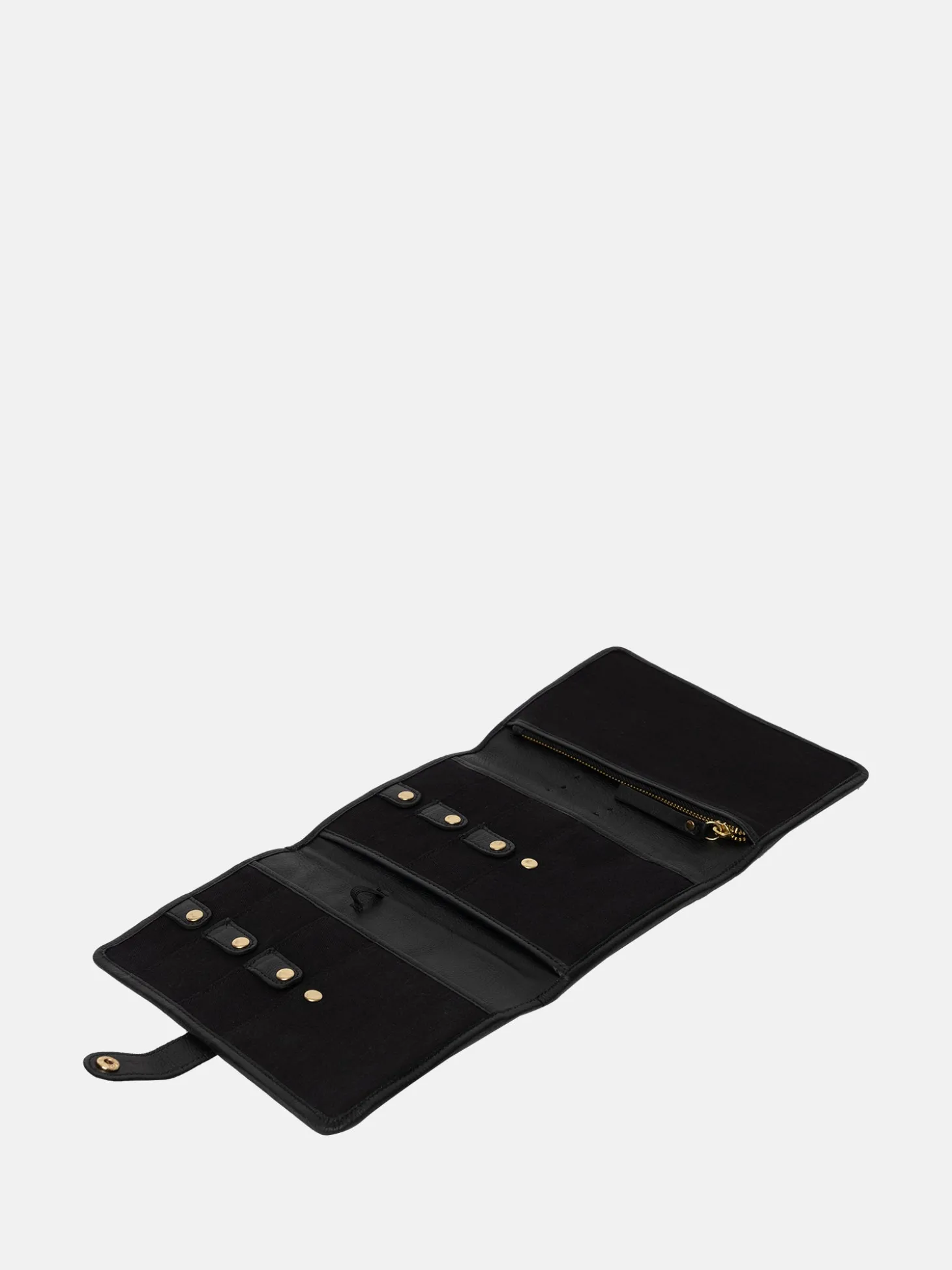 project___blackgold_4-6.webp Project 7 - Black/Gold
