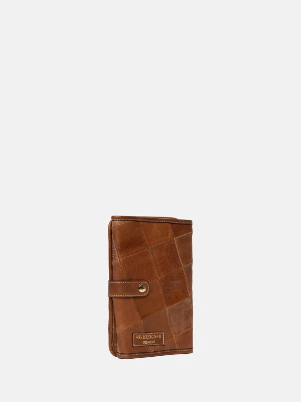 Project 22 - Walnut/Gold