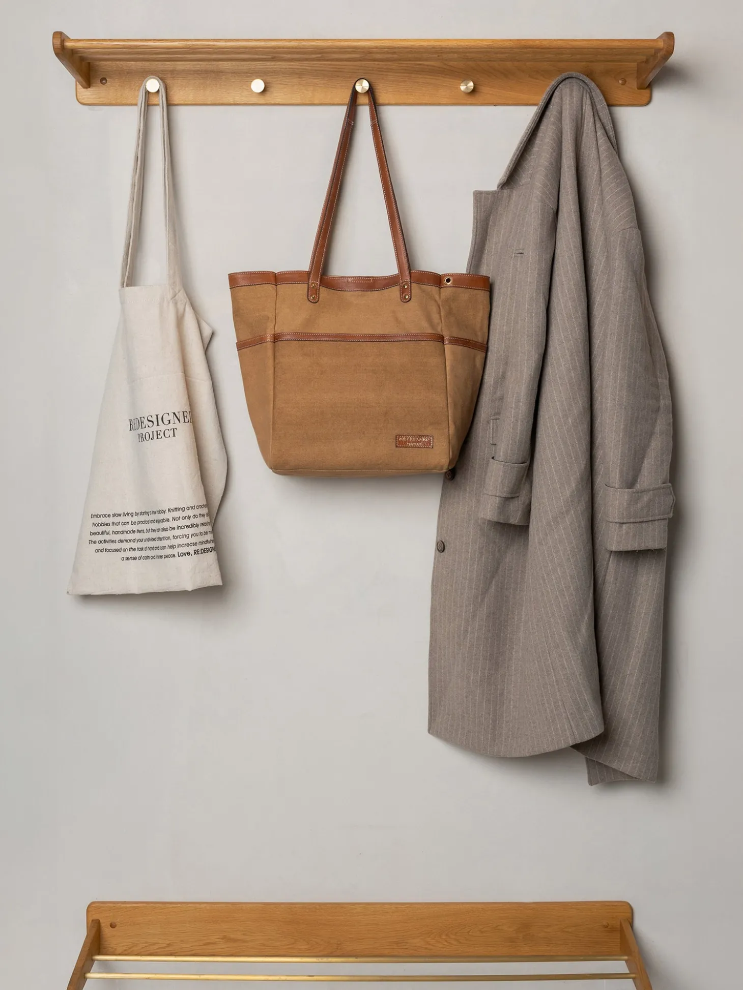 project___walnutgold_2.webp Project 21 - Walnut/Gold