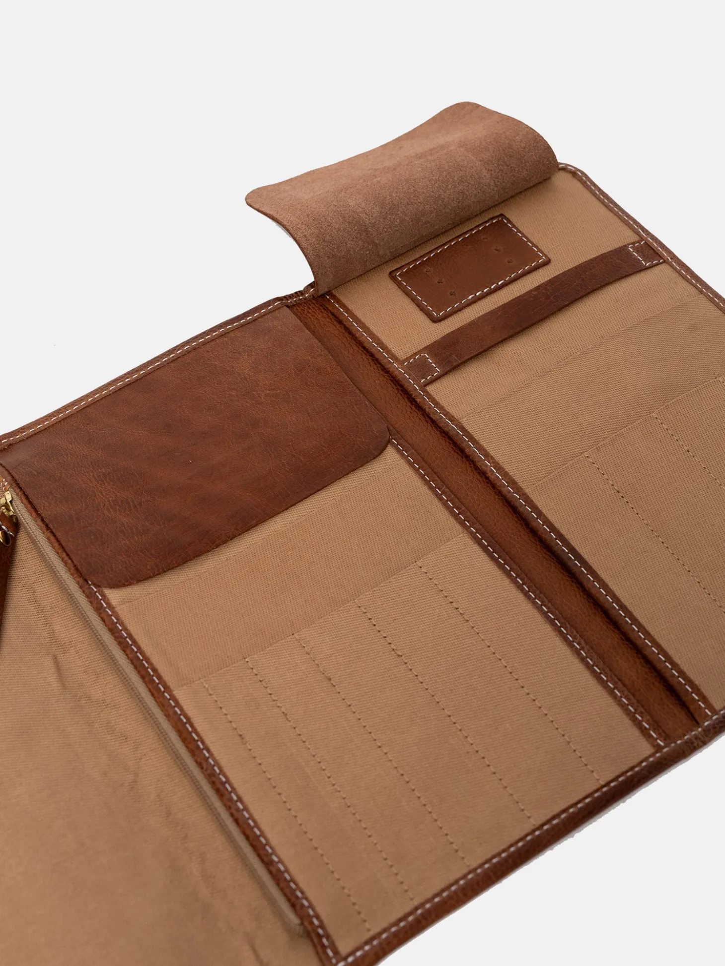 project___walnutgold_6-2.webp Project 15 - Walnut/Gold