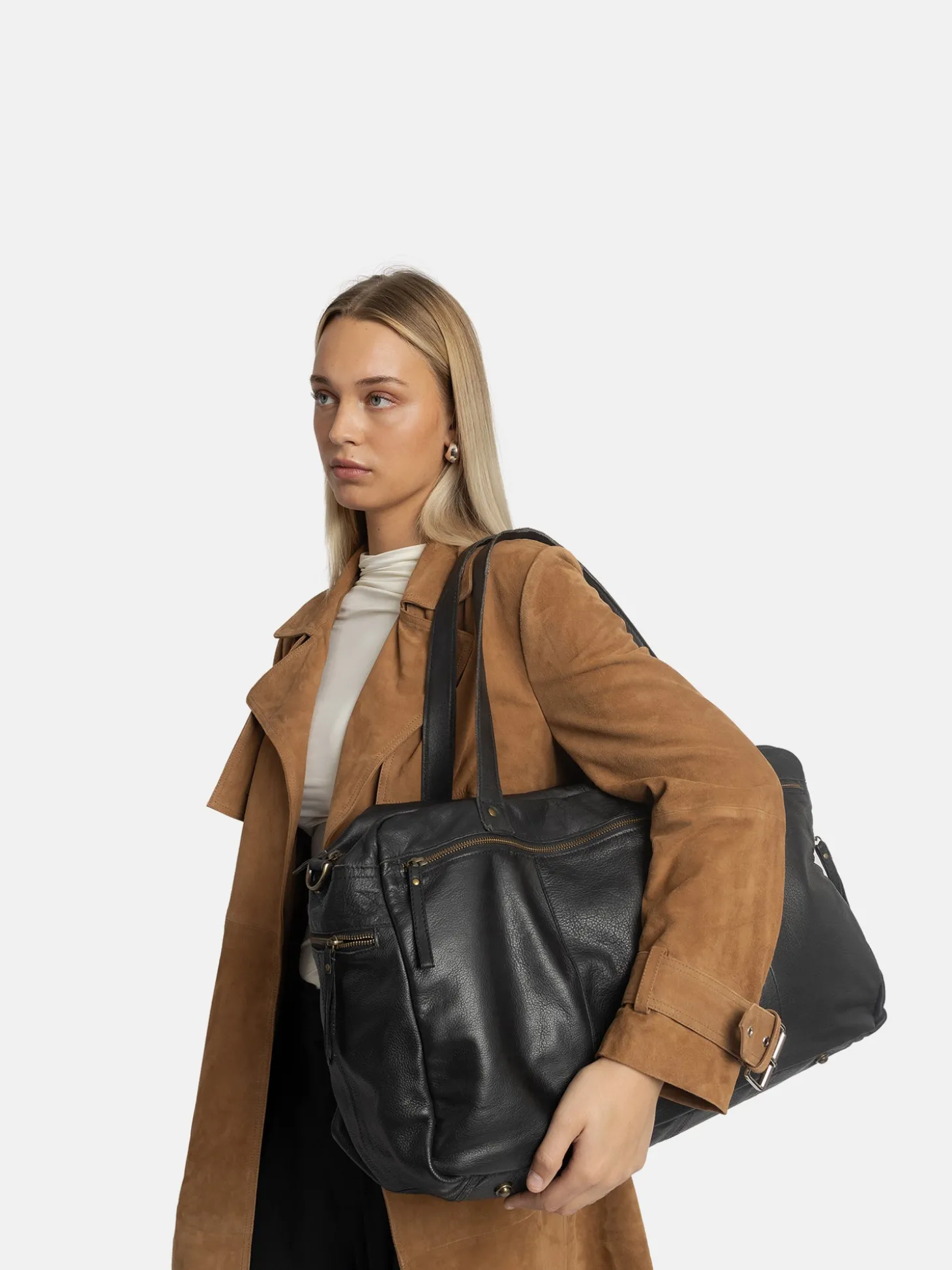 signe_urban__black_7.webp Signe Urban - Black