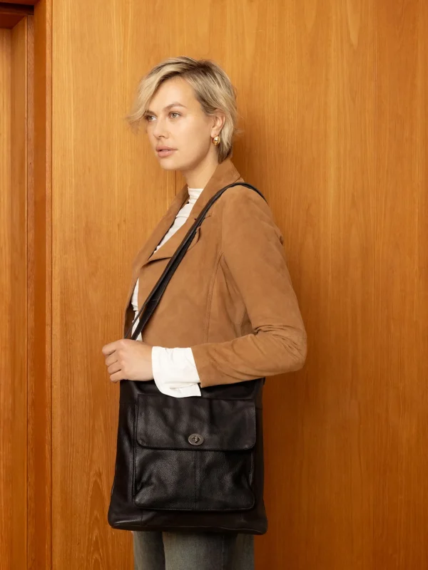 1656 Urban - Black